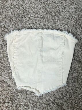 White Fox Women's Cream Frayed Hem High-Waist Shorts